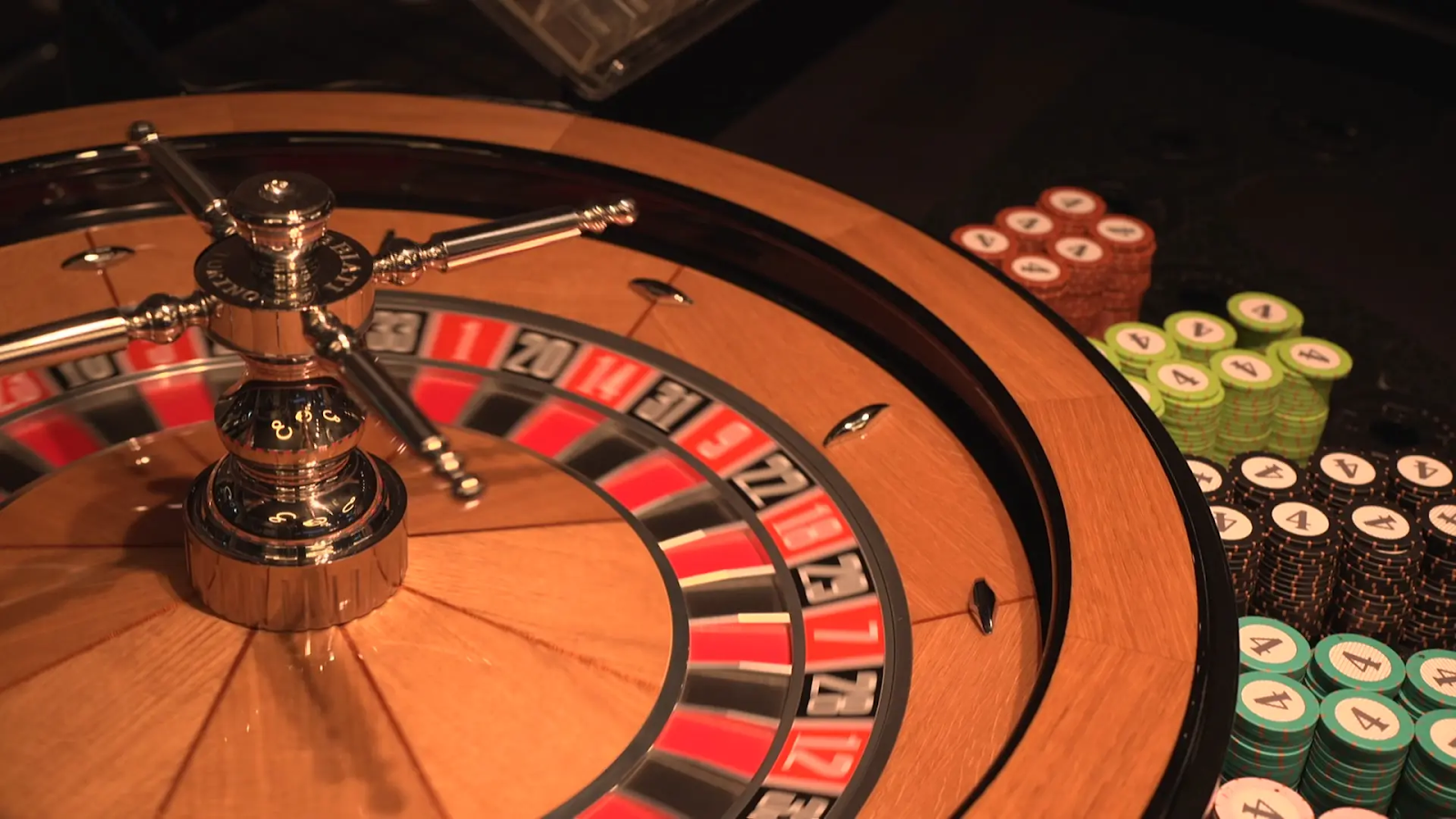 trai-nghiem-live-casino-ca-cuoc-tai-rikvip-973